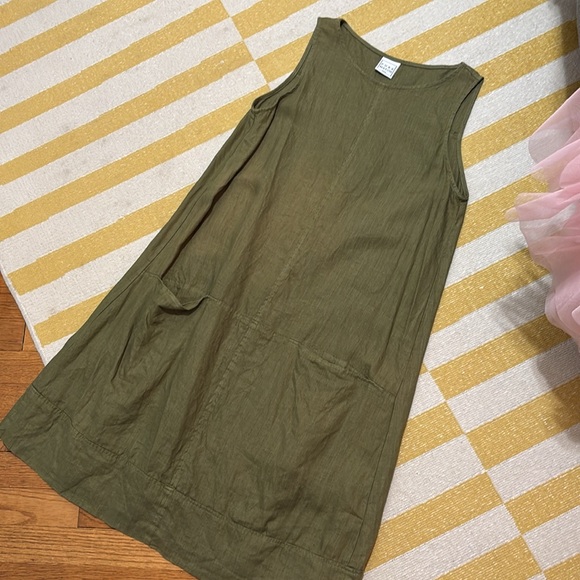 Pure Match Linen Dress - Picture 7 of 7